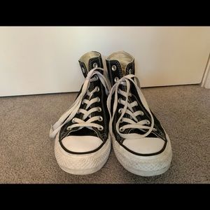 Black high top converse